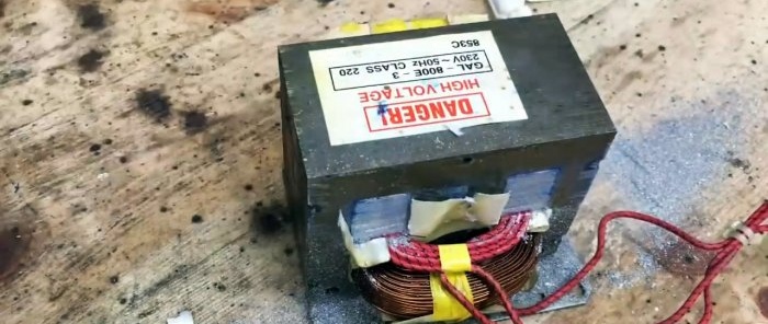 How to make a powerful contact soldering iron from a microwave transformer