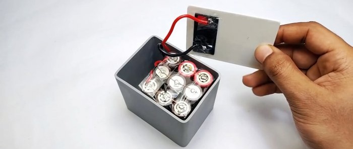 How to make a 12 V Li-ion battery from a laptop battery and PVC pipe