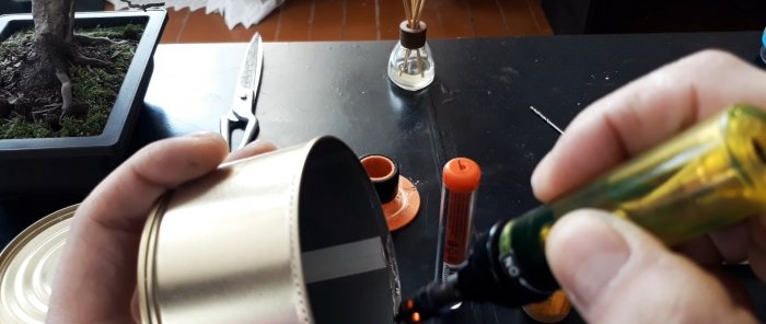 How to solder a flask Barrel from tin cans