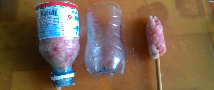 Lifehack device for making lula kebab from a plastic bottle