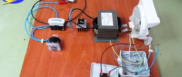 How to make a car battery charger from a microwave oven