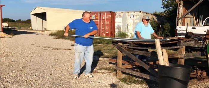 How to bend a pipe into a greenhouse arch using a homemade template