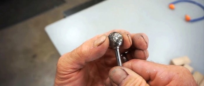 How to make a tool for quickly removing an internal seam in a profile pipe