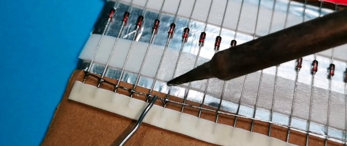 How to make a solar battery from diodes