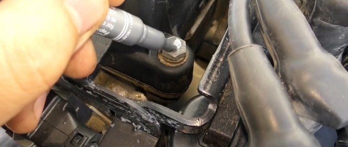 How to wash your engine safely and efficiently with your own hands