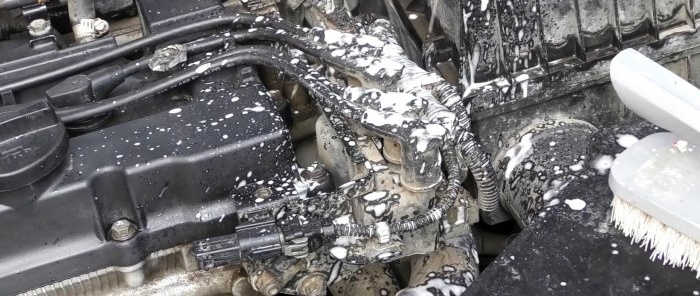 How to wash your engine safely and efficiently with your own hands