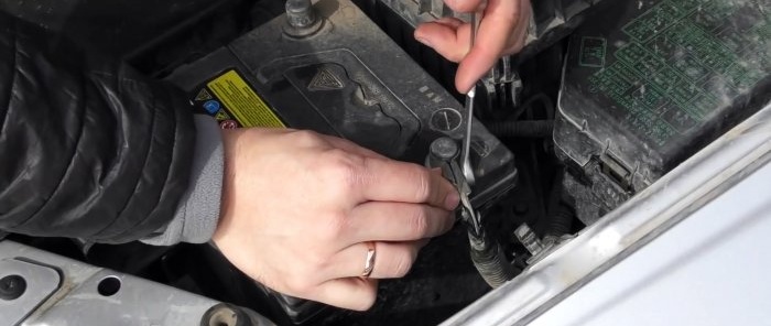 How to wash your engine safely and efficiently with your own hands