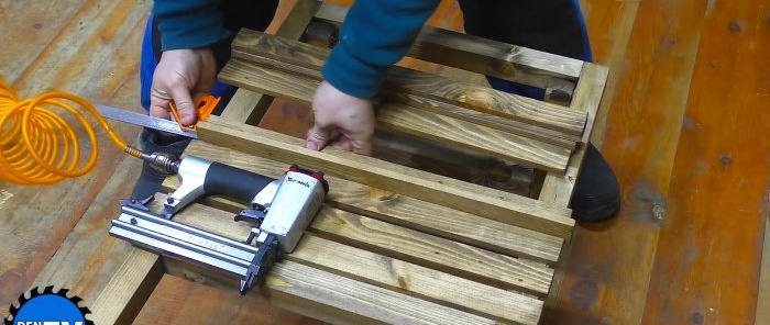 How to make a folding travel table from wood