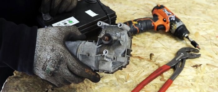 How to assemble an electric drive for a hydraulic jack from a windshield wiper