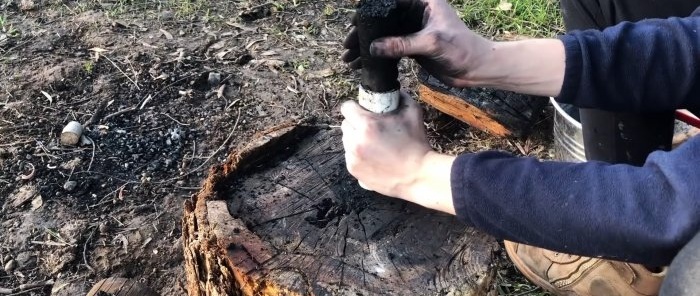 Une façon simple de fabriquer des briquettes de charbon