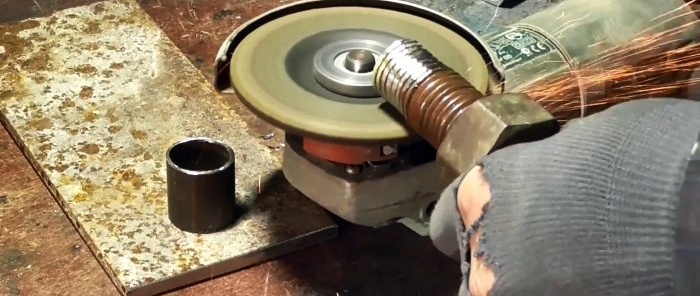 How to Make an Inexpensive, Very Simple Bench Bench Vise