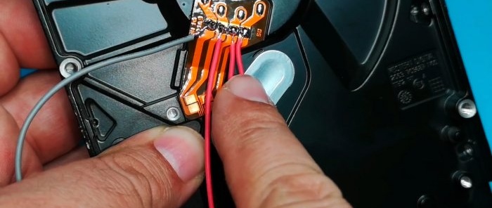 How to make a simple driver for a brushless motor on an old hard drive