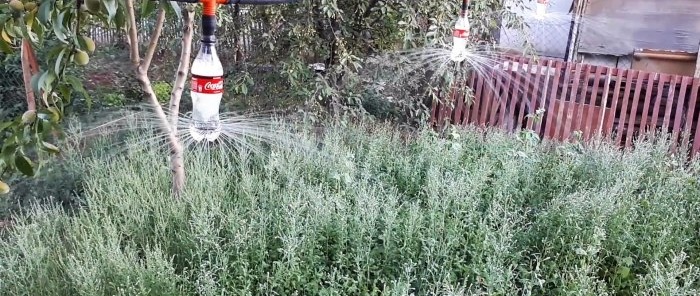 Do-it-yourself cheap watering system from PET bottles