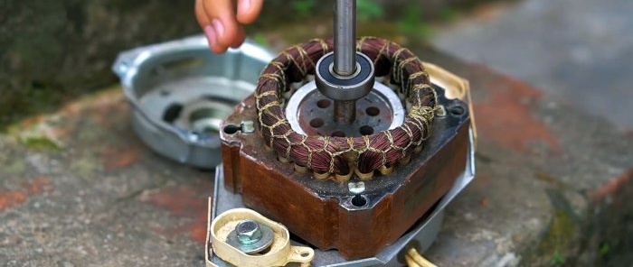 How to make a 220V generator from a washing machine motor and a brush cutter motor