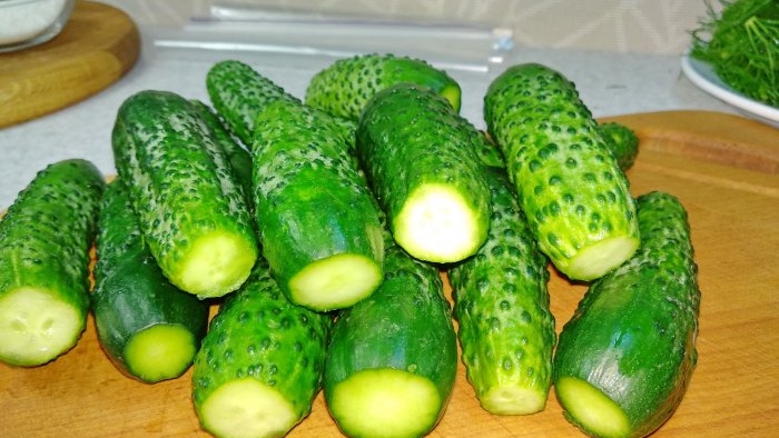 Crispy lightly salted cucumbers Quick preparation in a bag