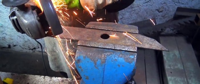 How to make a reliable wood chipper from junk