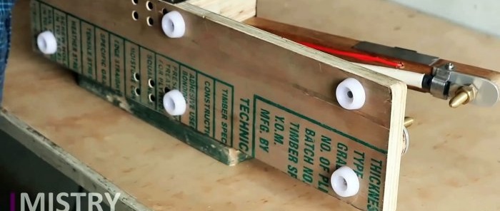 How to make a spot welder from an old microwave transformer