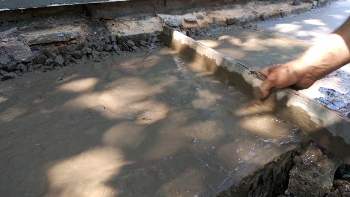 DIY concrete blind area around the house