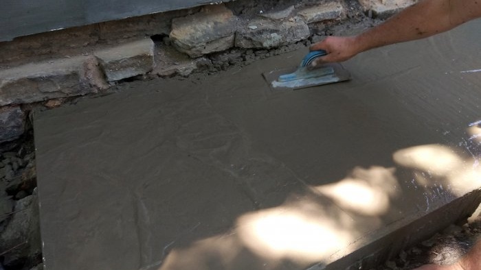 DIY concrete blind area around the house