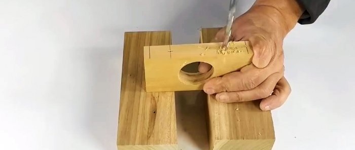 How to make a removable attachment that will turn your drill into a router