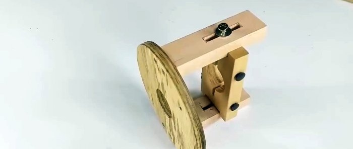 How to make a removable attachment that will turn your drill into a router