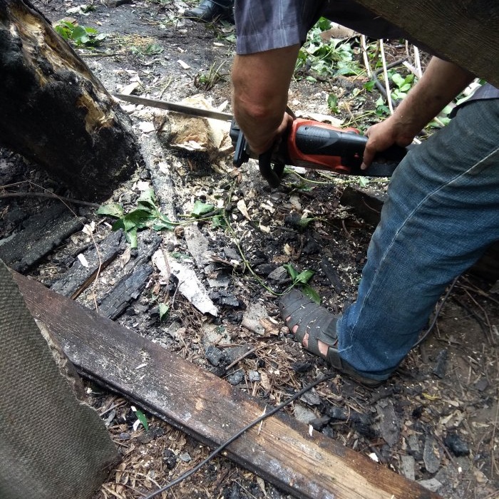 How to build a fence from old slate