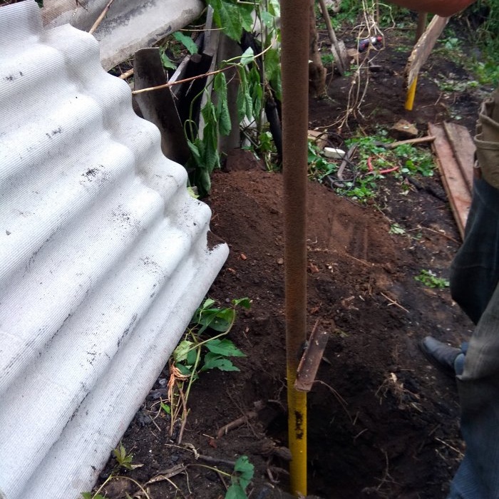 How to build a fence from old slate