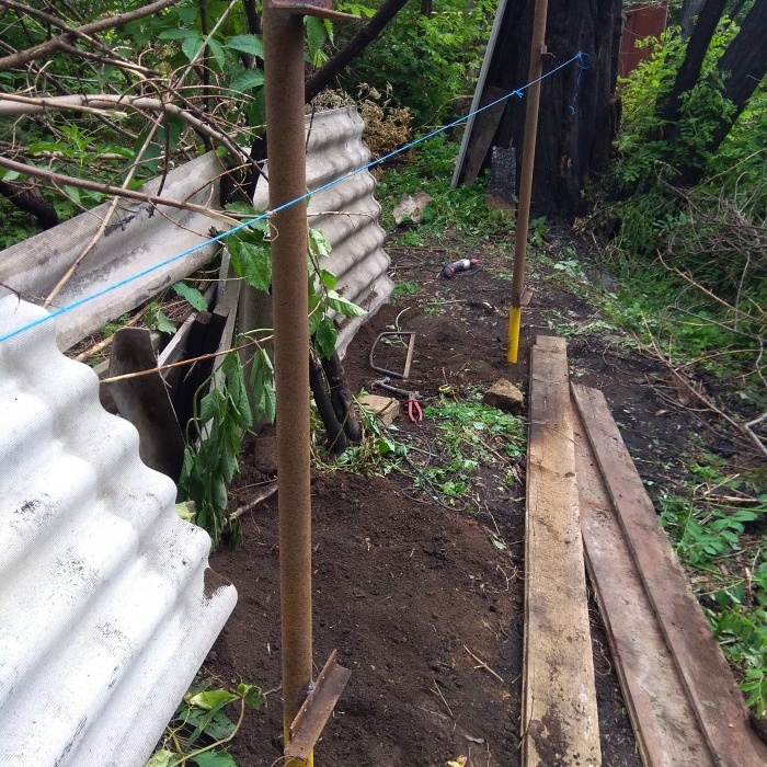 How to build a fence from old slate