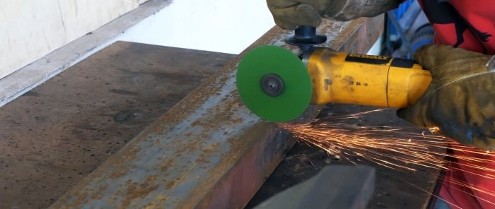 Comment fabriquer un tour à bois à partir d'une meuleuse d'angle