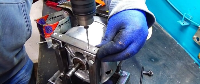 How to make a grinding machine from an old stripper engine