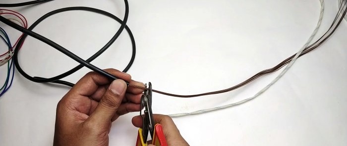 How to make an instant heating soldering iron from an old transformer