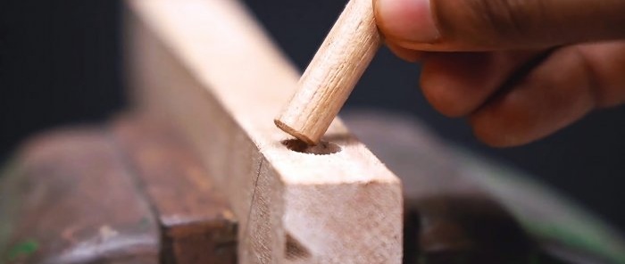 How to install a dowel that cannot be pulled out