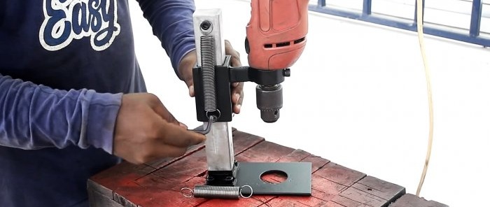 Drill-based push drilling machine for home workshop