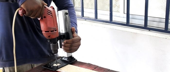 Drill-based push drilling machine for home workshop