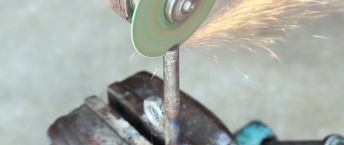 How to make a simple valve clamp