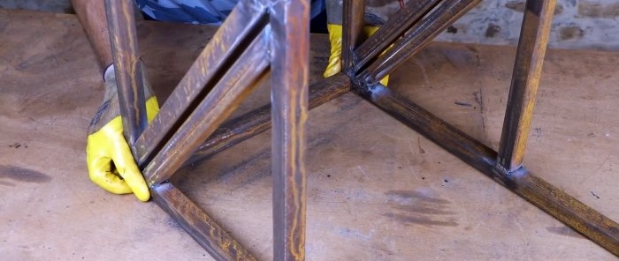 DIY workshop ladder chair