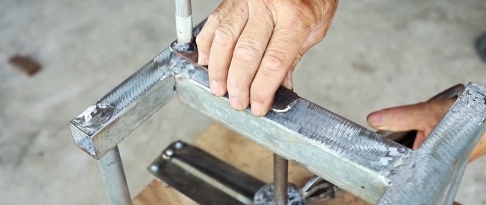 How to make a device for chopping large quantities of cabbage