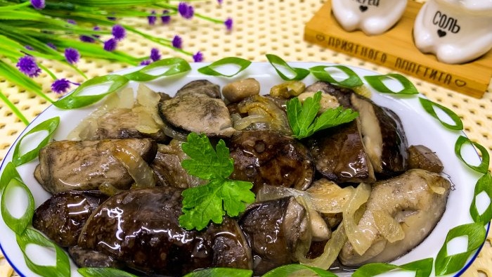 How to deliciously fry porcini mushrooms in a frying pan