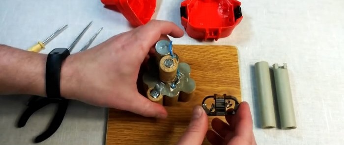 How to convert a cordless screwdriver into a corded one without any extra effort