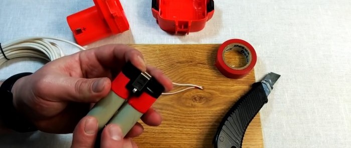 How to convert a cordless screwdriver into a corded one without any extra effort