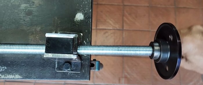 How to make a long clamp with a lifting chute for quick work