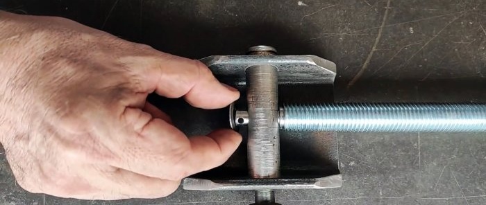 How to make a long clamp with a lifting chute for quick work