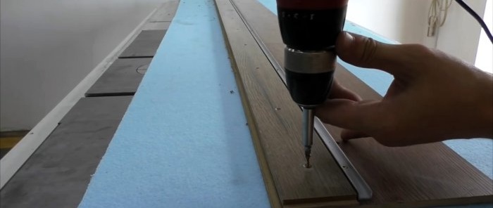 Comment créer un guide pour une scie à main et couper des planches exactement comme sur une scie circulaire stationnaire