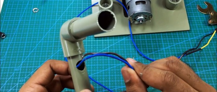 Do-it-yourself hand-held circular saw for wood from PVC pipes