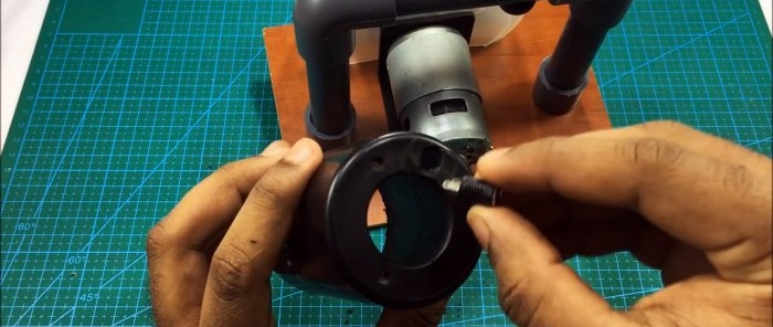 Do-it-yourself hand-held circular saw for wood from PVC pipes