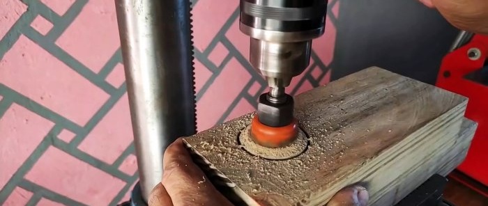 Comment fabriquer des bâtons ronds avec du matériel de bricolage simple