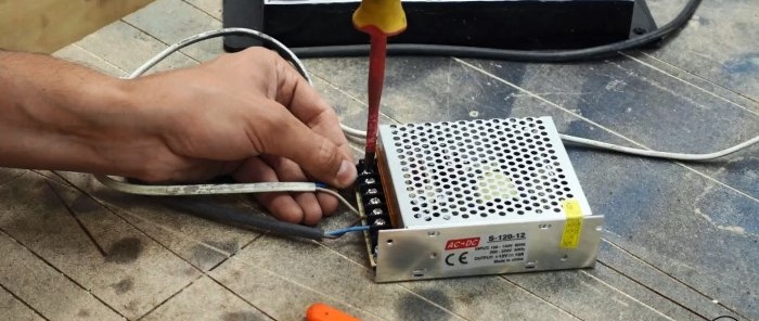 How to make an electromagnetic vice from a microwave for instant fixation