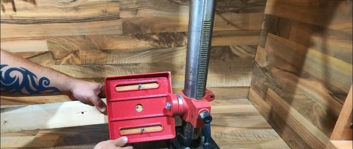 How to make a turning attachment for a drilling machine from an angle grinder gearbox