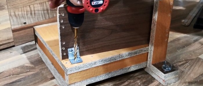 Do-it-yourself grinding thicknesser attachment for a drilling machine