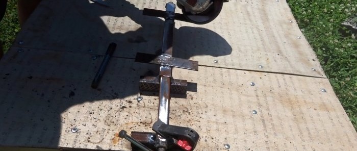 How to make a simple vice from scrap metal